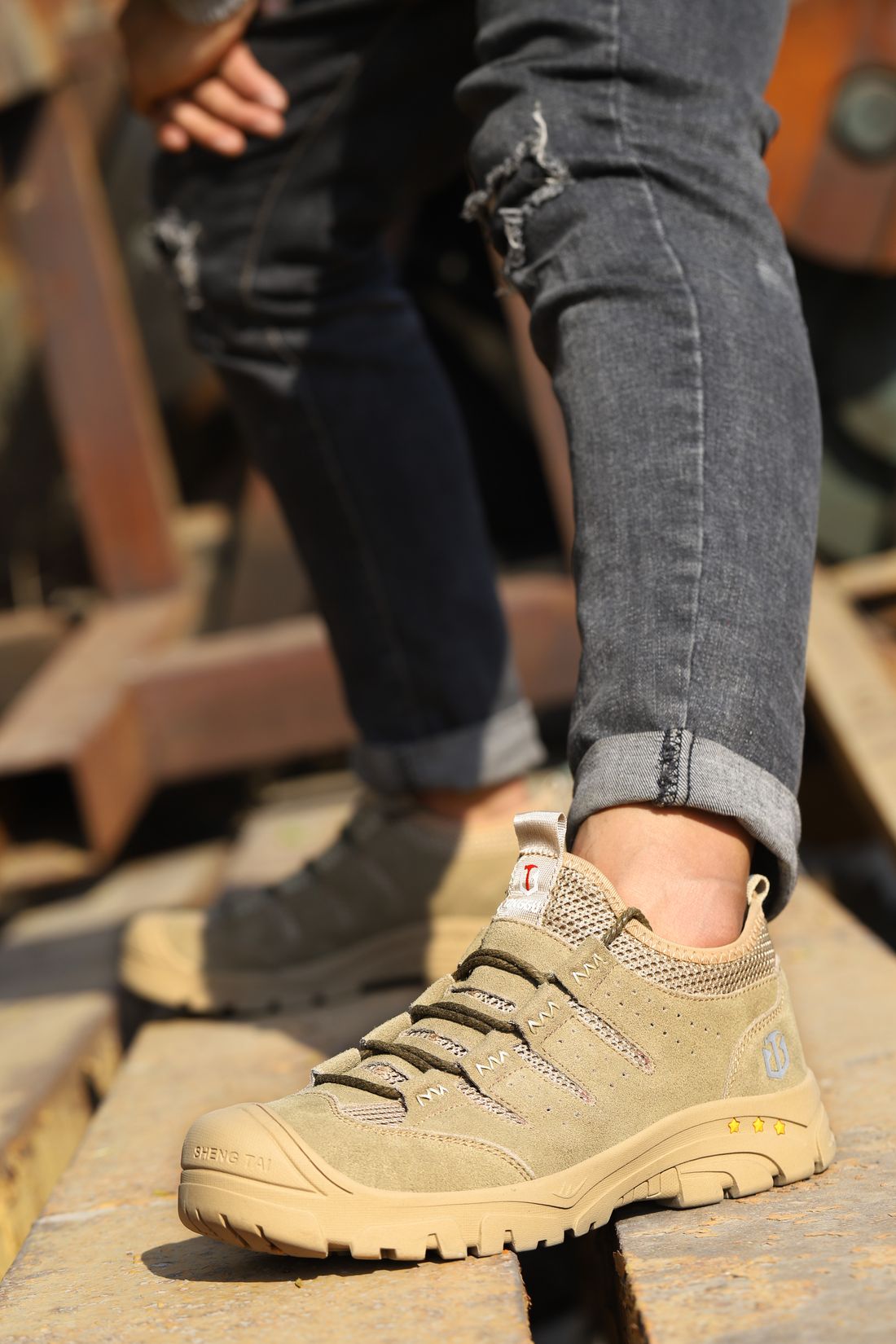 Low-Ankle Shoes